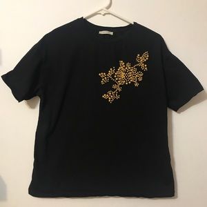 Black T-shirt with beads